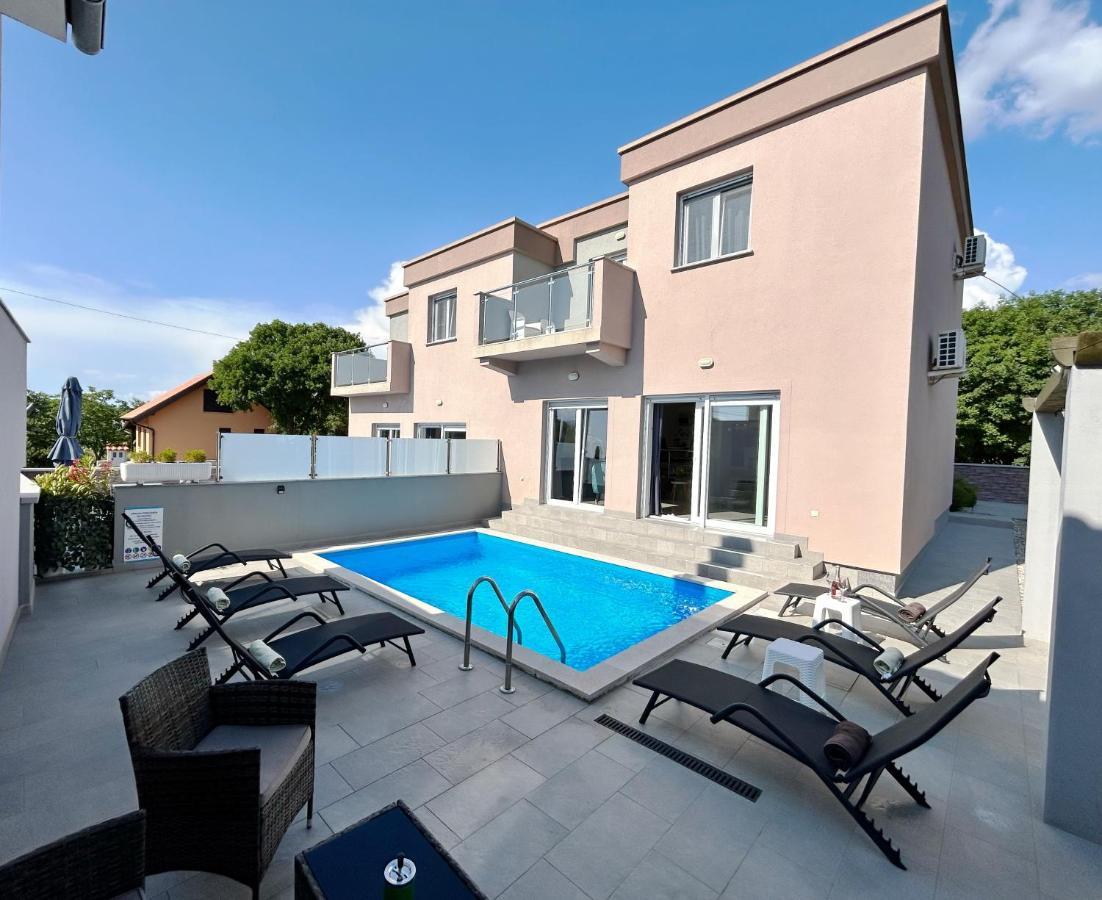 Holiday House "Sabine Green" Skrbčići Dış mekan fotoğraf