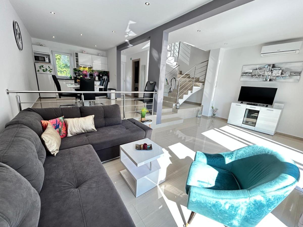 Holiday House "Sabine Green" Skrbčići Dış mekan fotoğraf